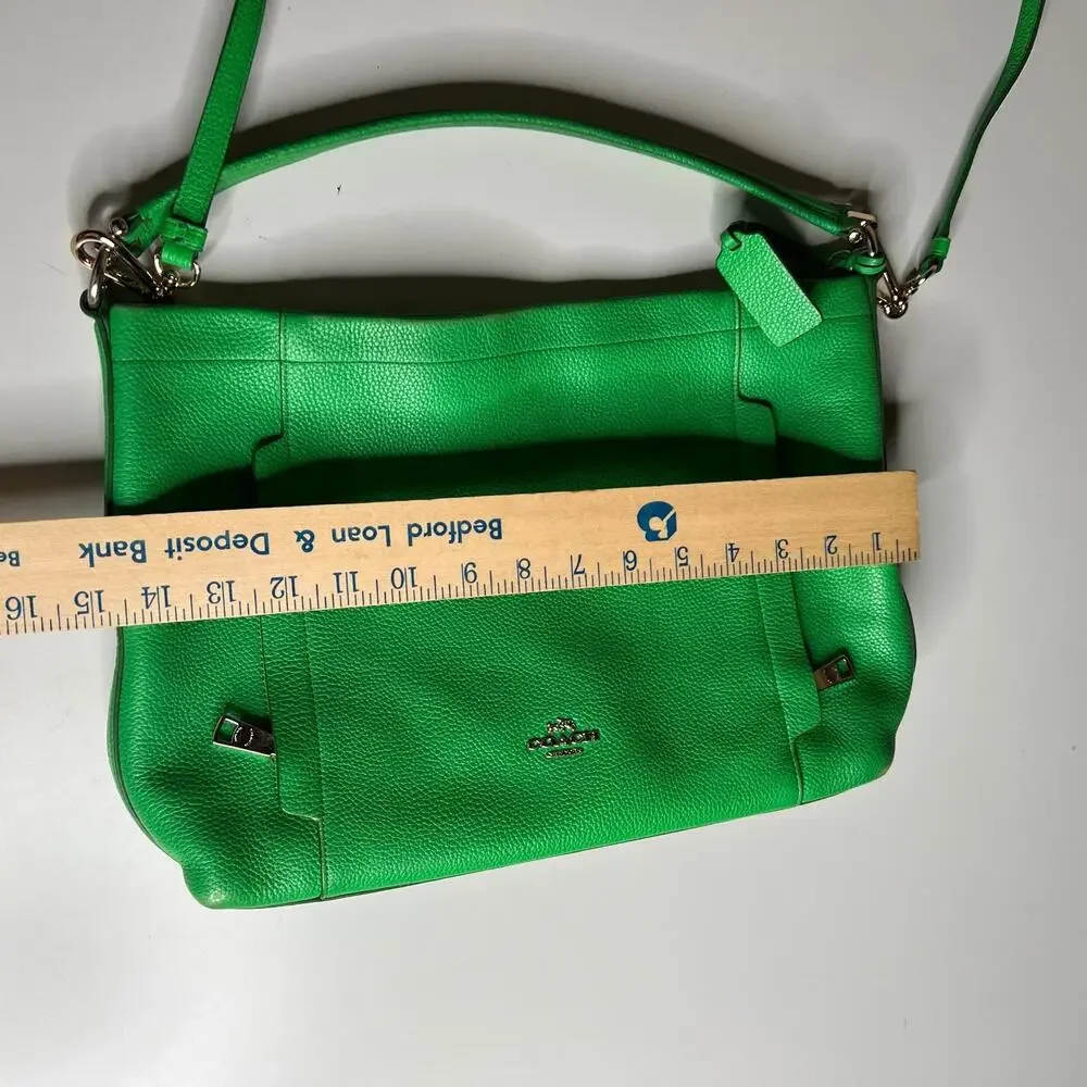 Coach Pebble Leather Hobo Shoulder Bag Green Purse‎ Women Medium